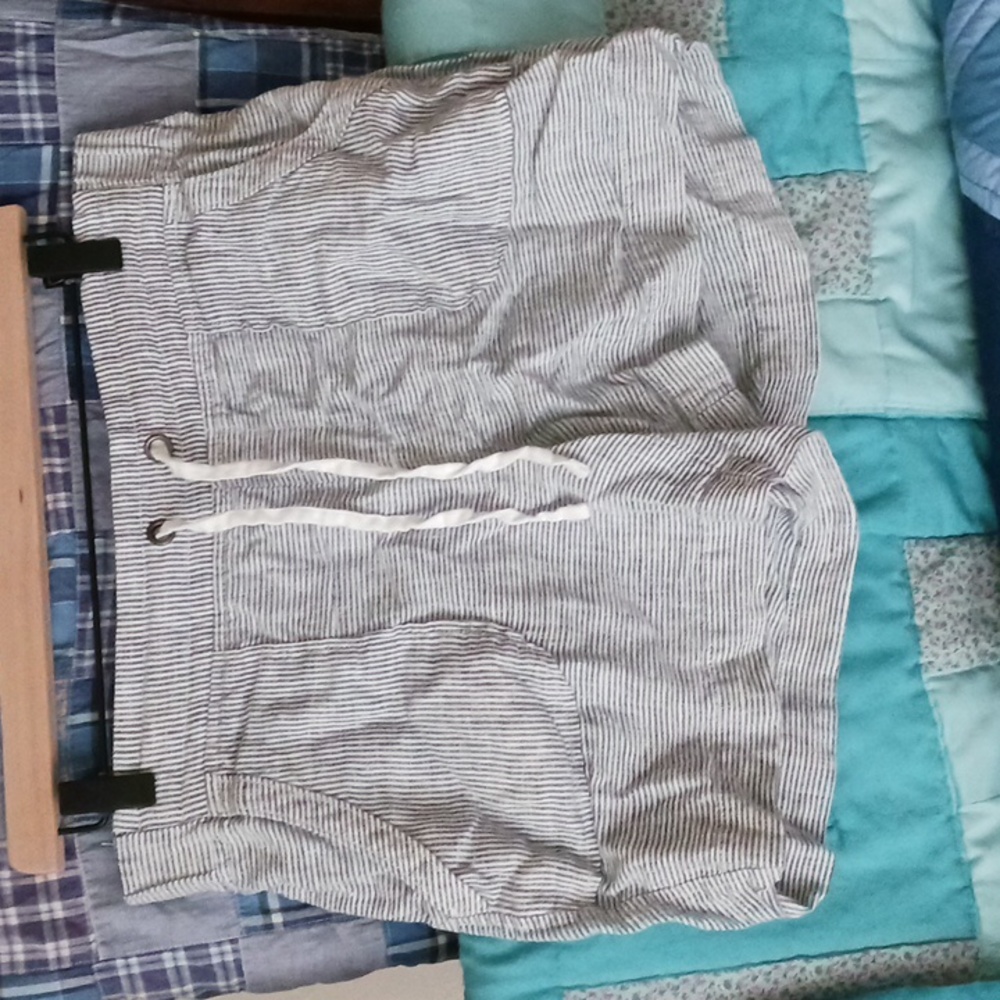 Athleta linen shorts sz 10